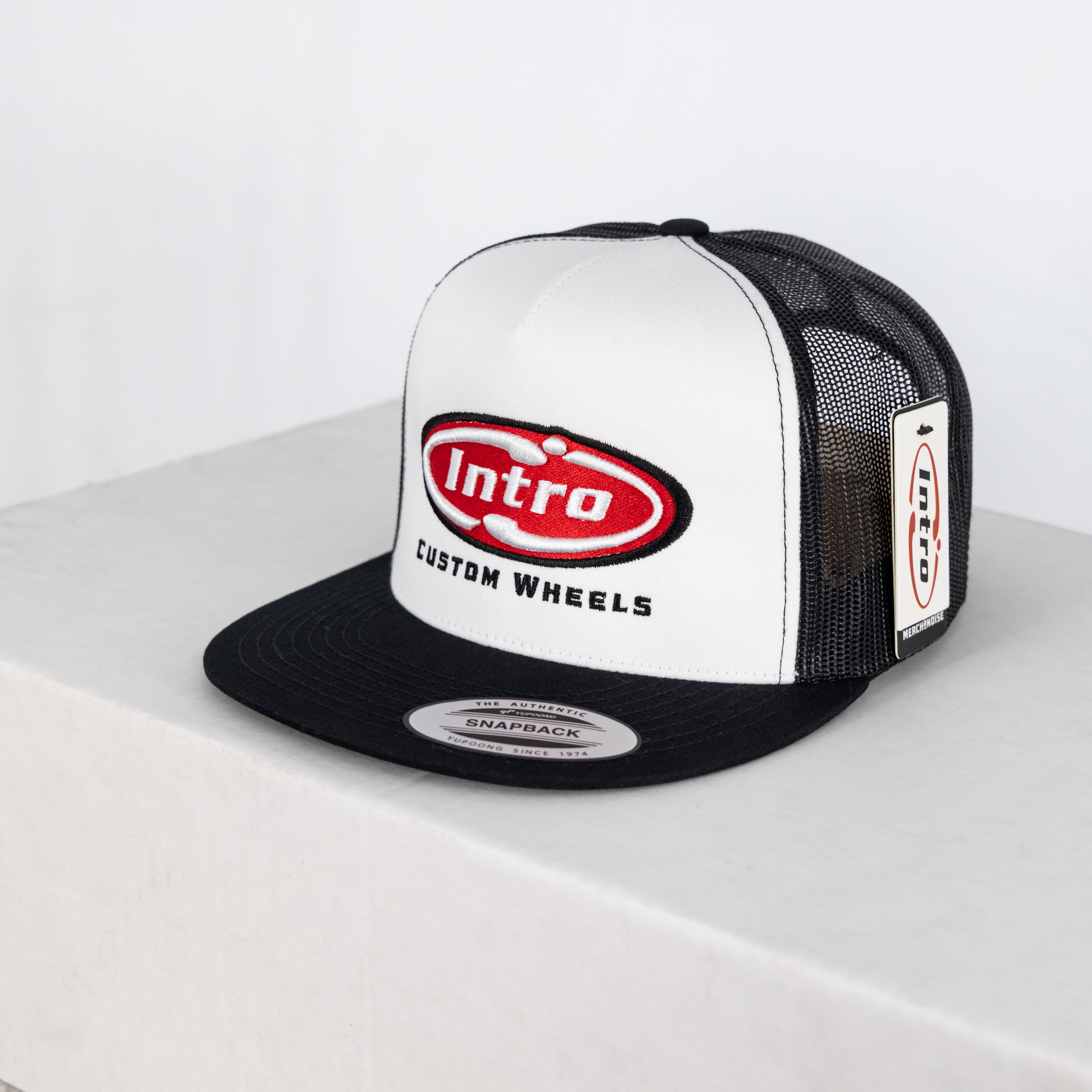 White-front / Black-Back YP Classic Trucker