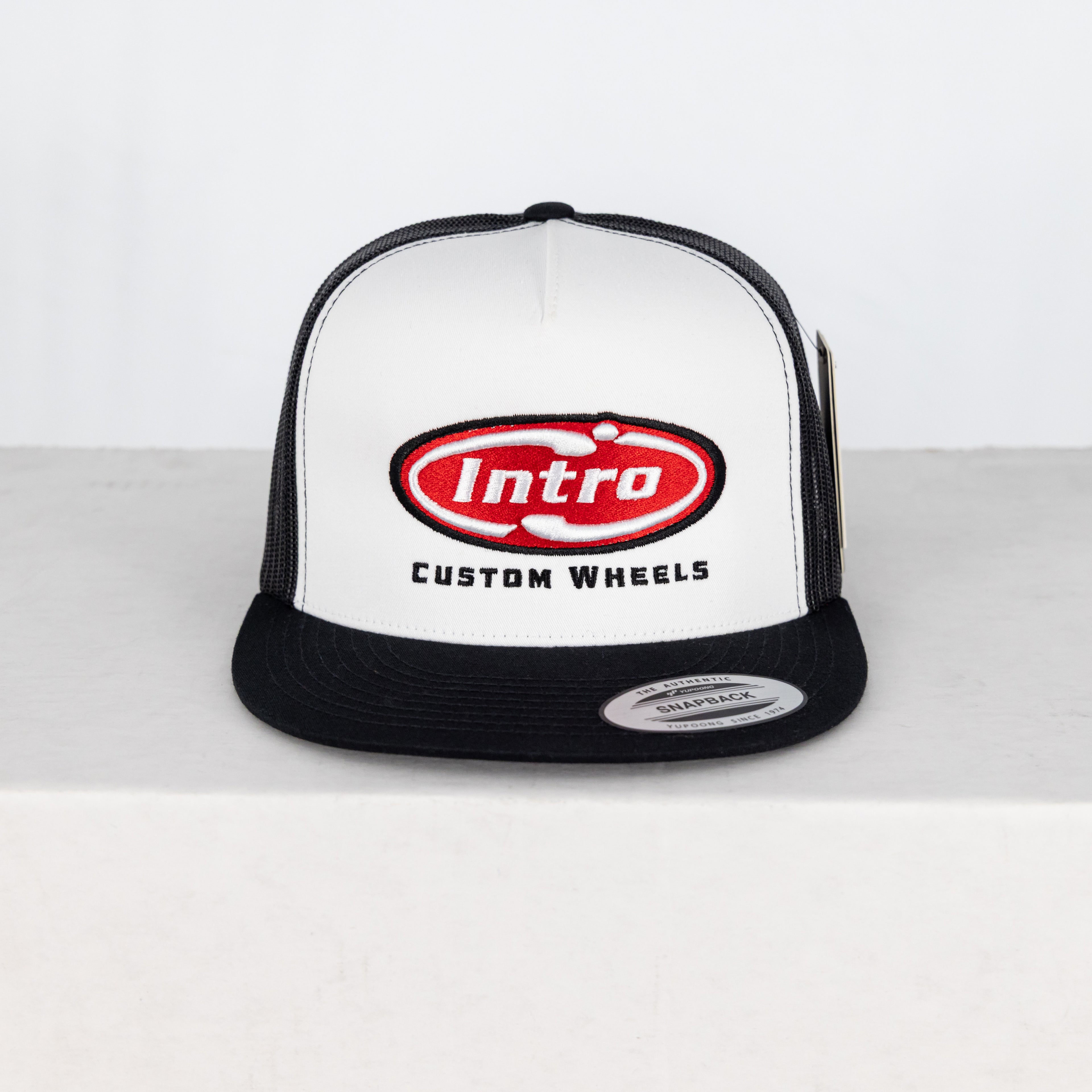 White-front / Black-Back YP Classic Trucker