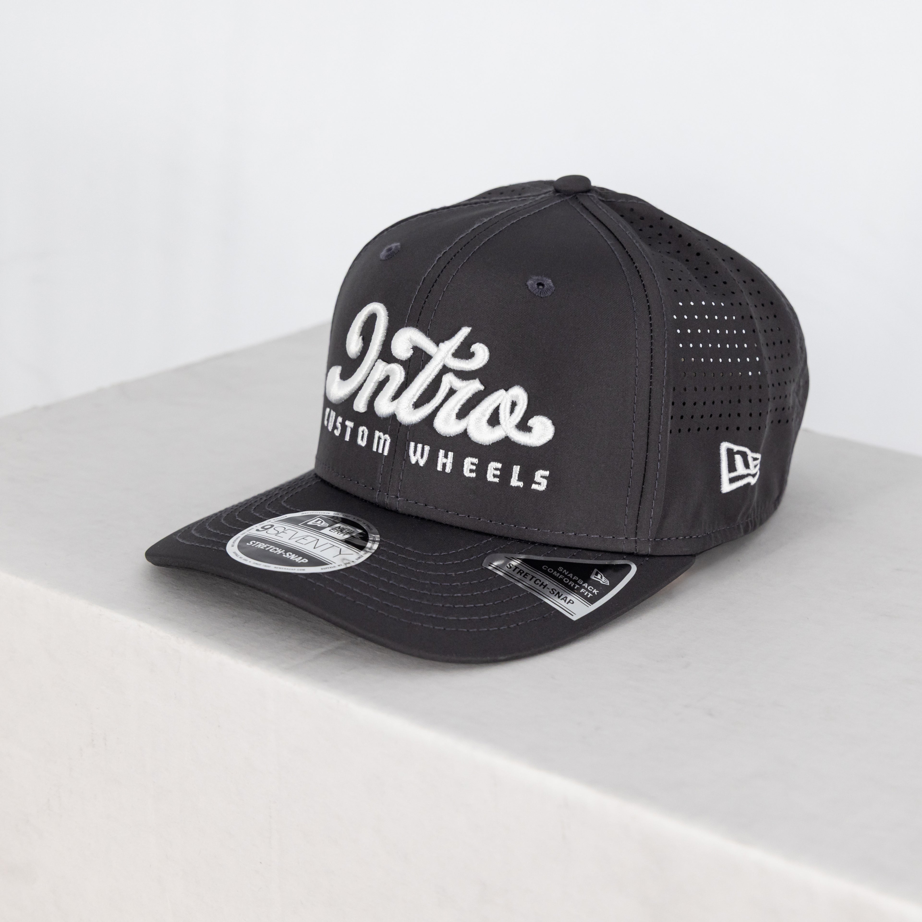 Graphite New Era® 9SEVENTY® Perforated Snapback Cap